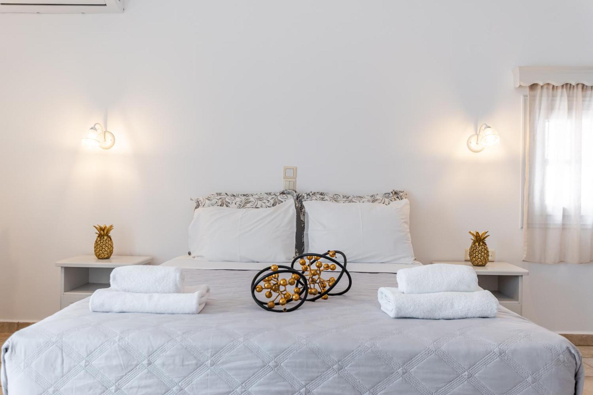 Golden Bay Aparthotel Agios Prokopios  Buitenkant foto